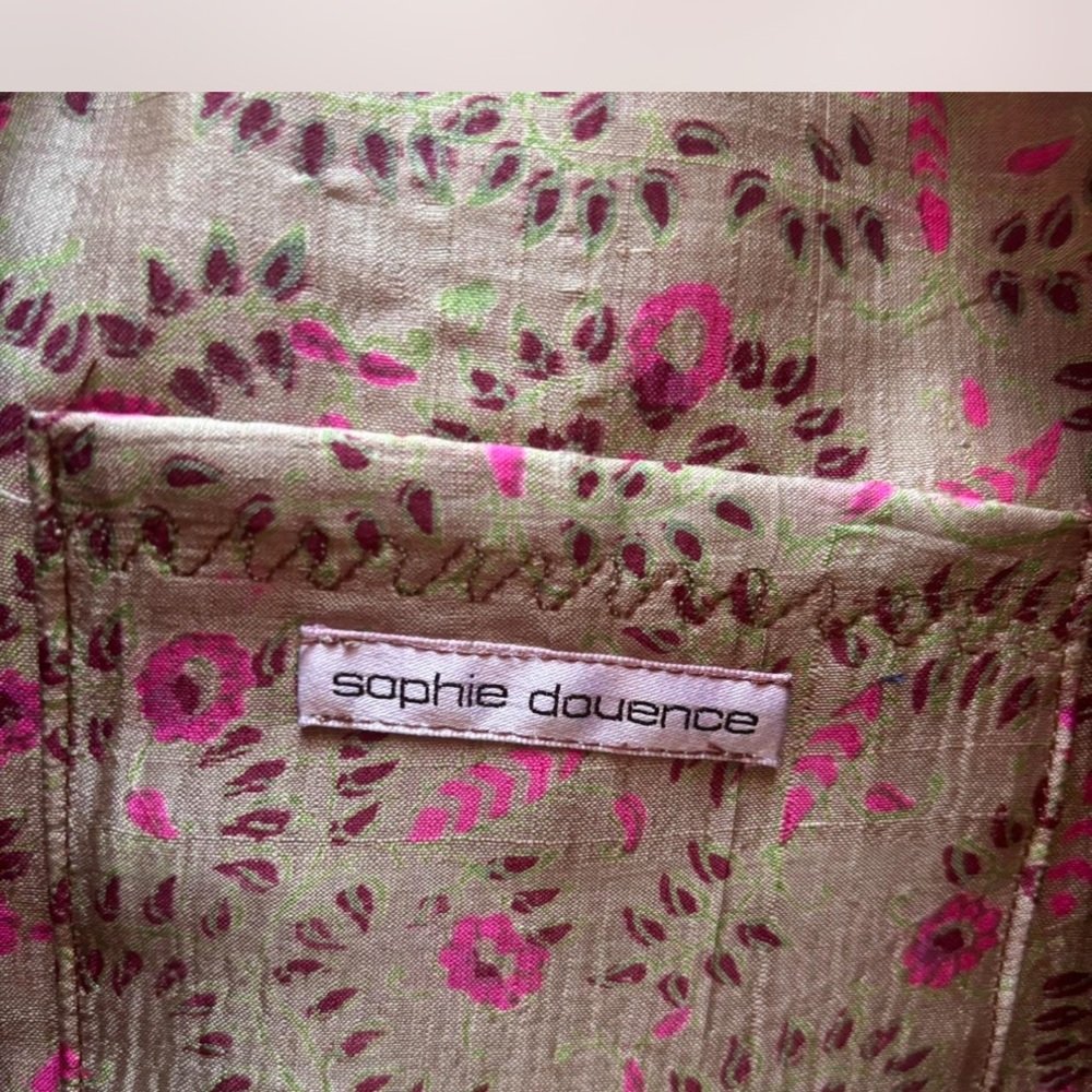 Elegant Floral Embroidered Shoulder Bag - Pink and Brown - Picture 3 of 4